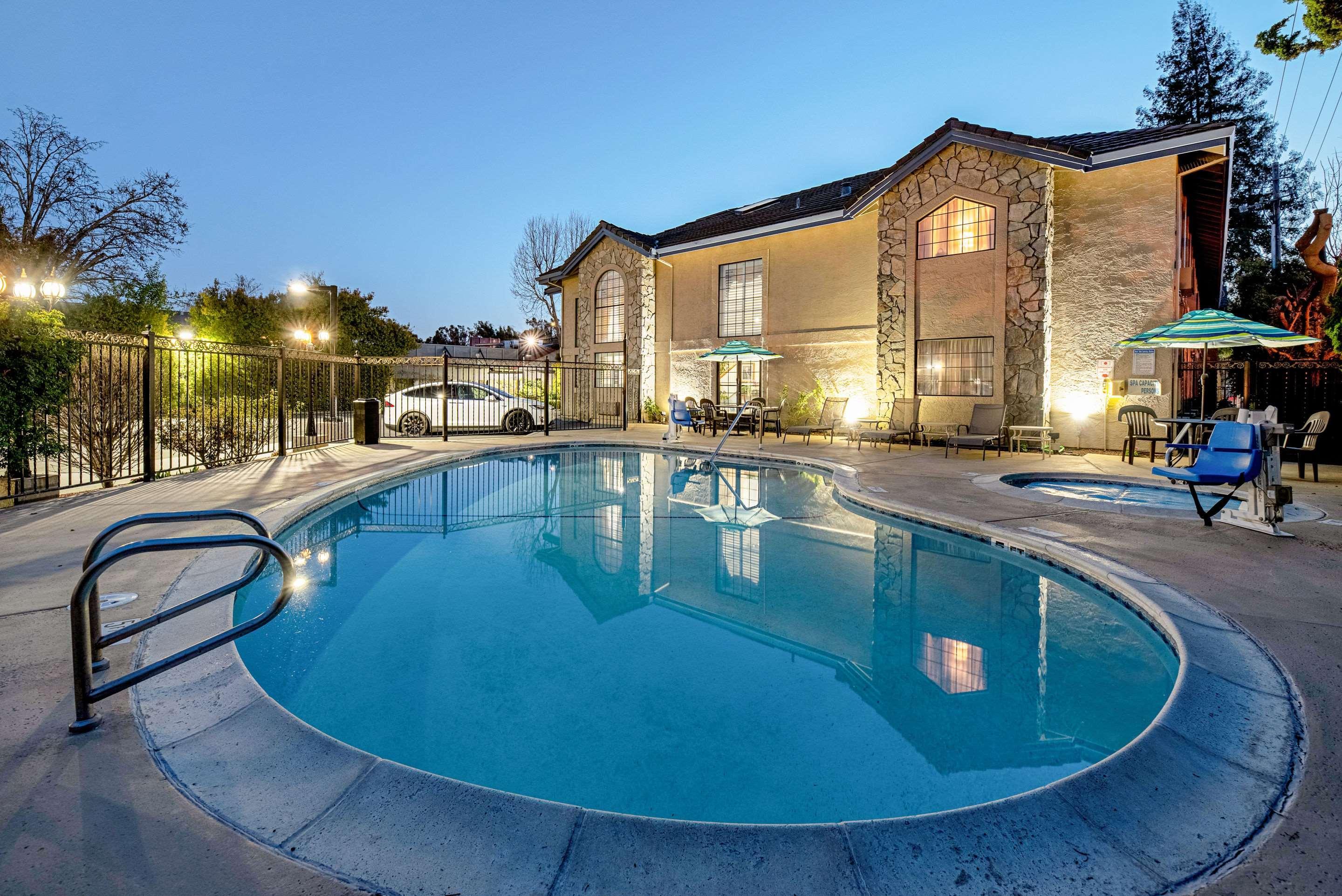 Clarion Inn Silicon Valley San Jose Exterior photo